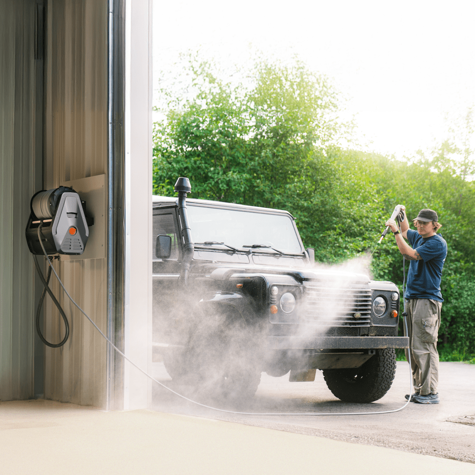 Grandfalls Retractable Pressure Washer Plus - Aimoptic