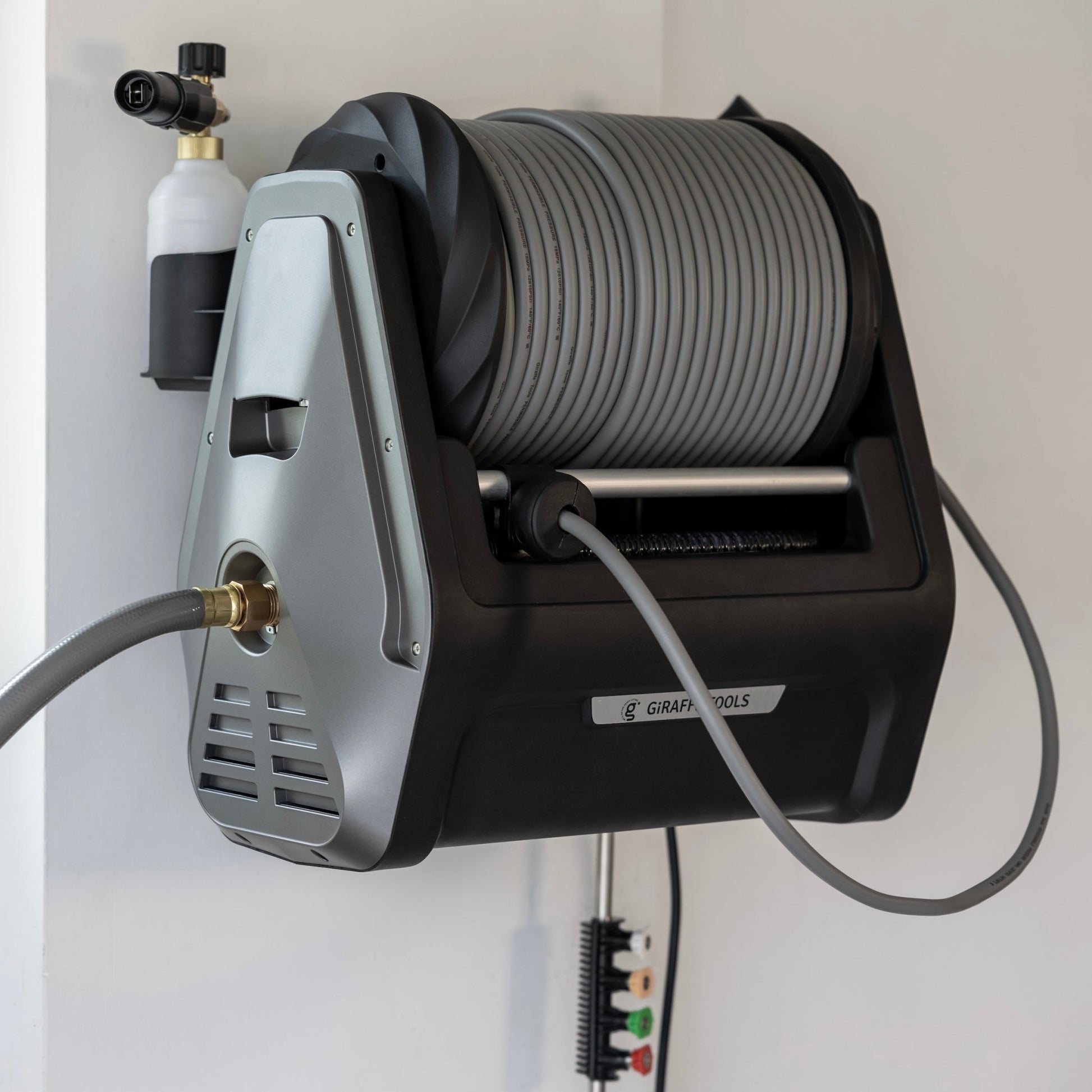 Grandfalls Retractable Pressure Washer Plus - Aimoptic