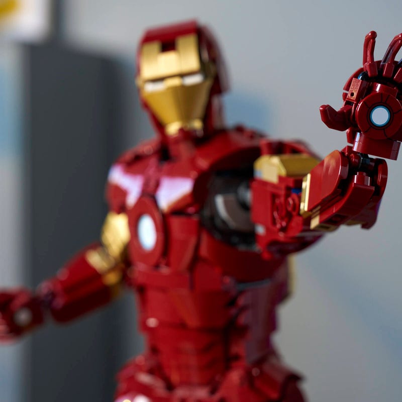 LEGO®Iron Man Mark 3 Collectors' Edition - Aimoptic