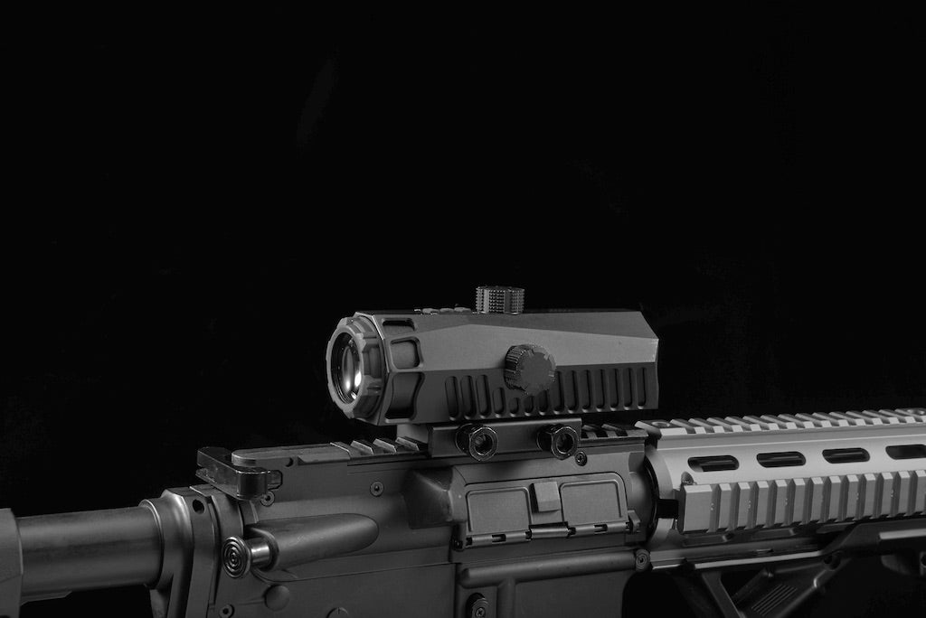 SABER Dot Sight 4x32 - Aimoptic